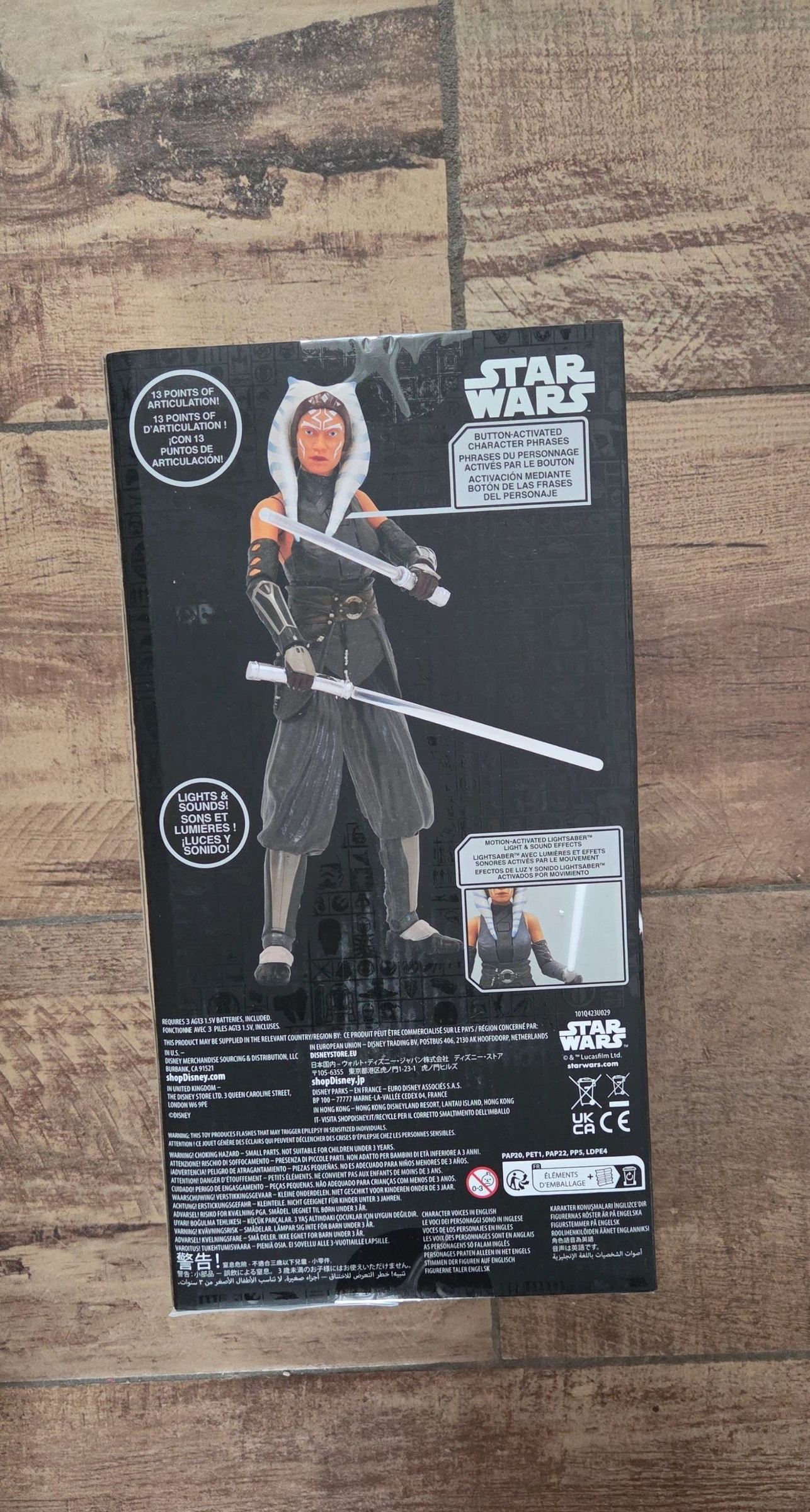 Figurina Star Wars Ahsoka Tano Poderosa Parlante y Luminosa – photo 2